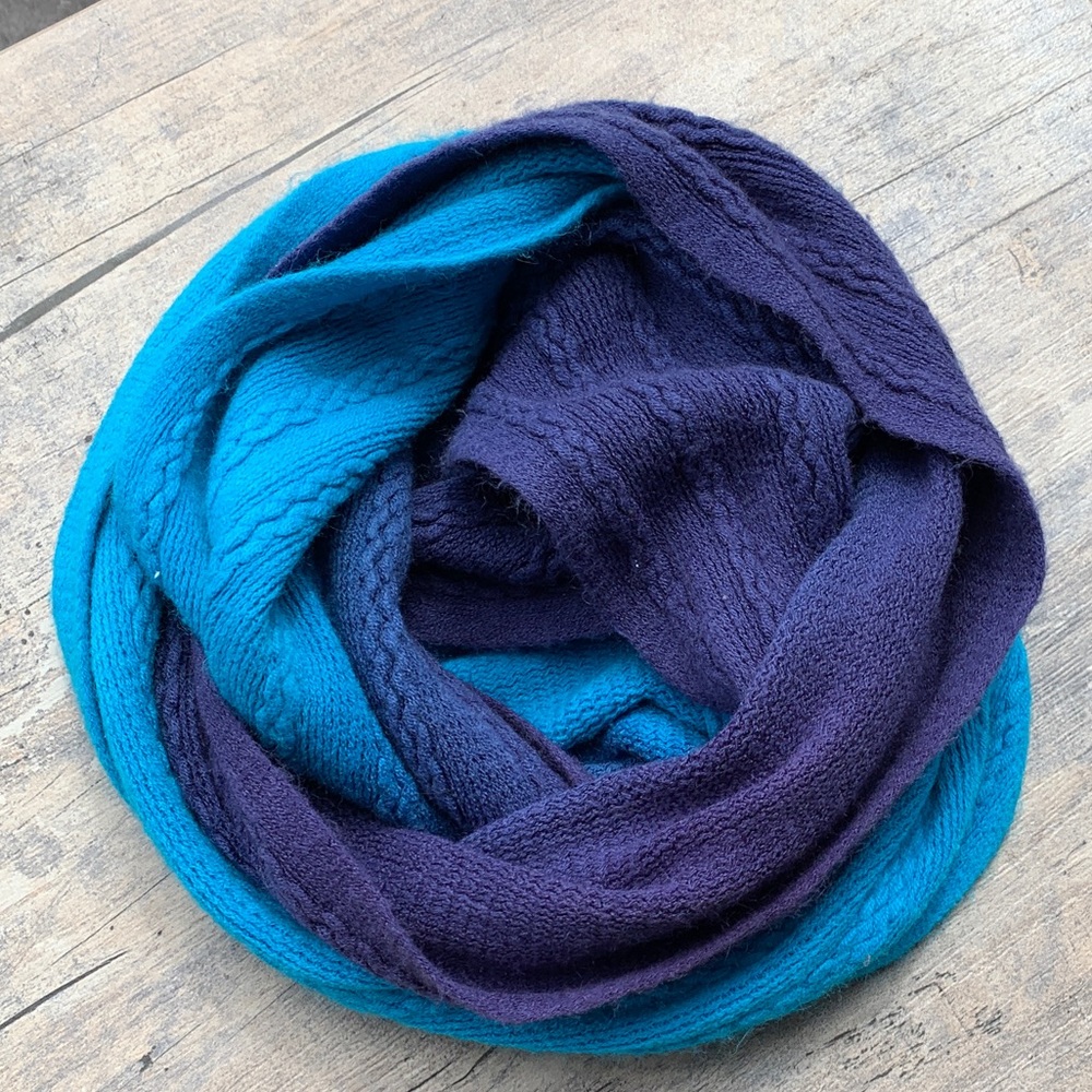 Blue/Purple Ohmbre Infinity Scarf